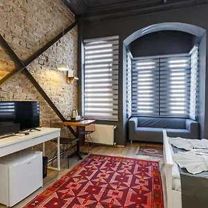 فندق Miro Mansion Old